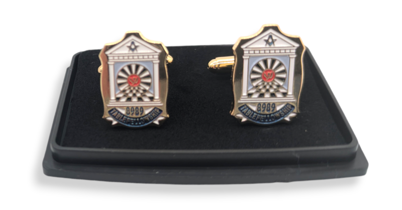 Round Table & Freemasons cufflinks in a presentation box.